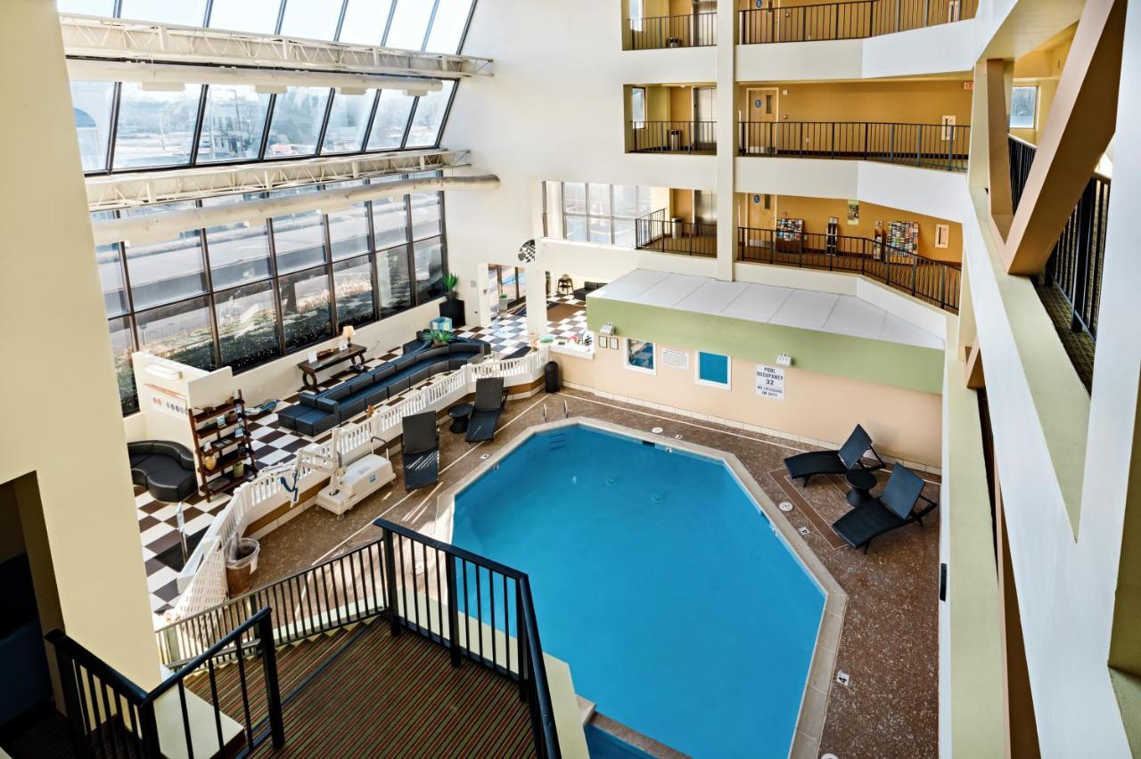 The Atrium Resort, Virginia Beach By Vacatia Bagian luar foto