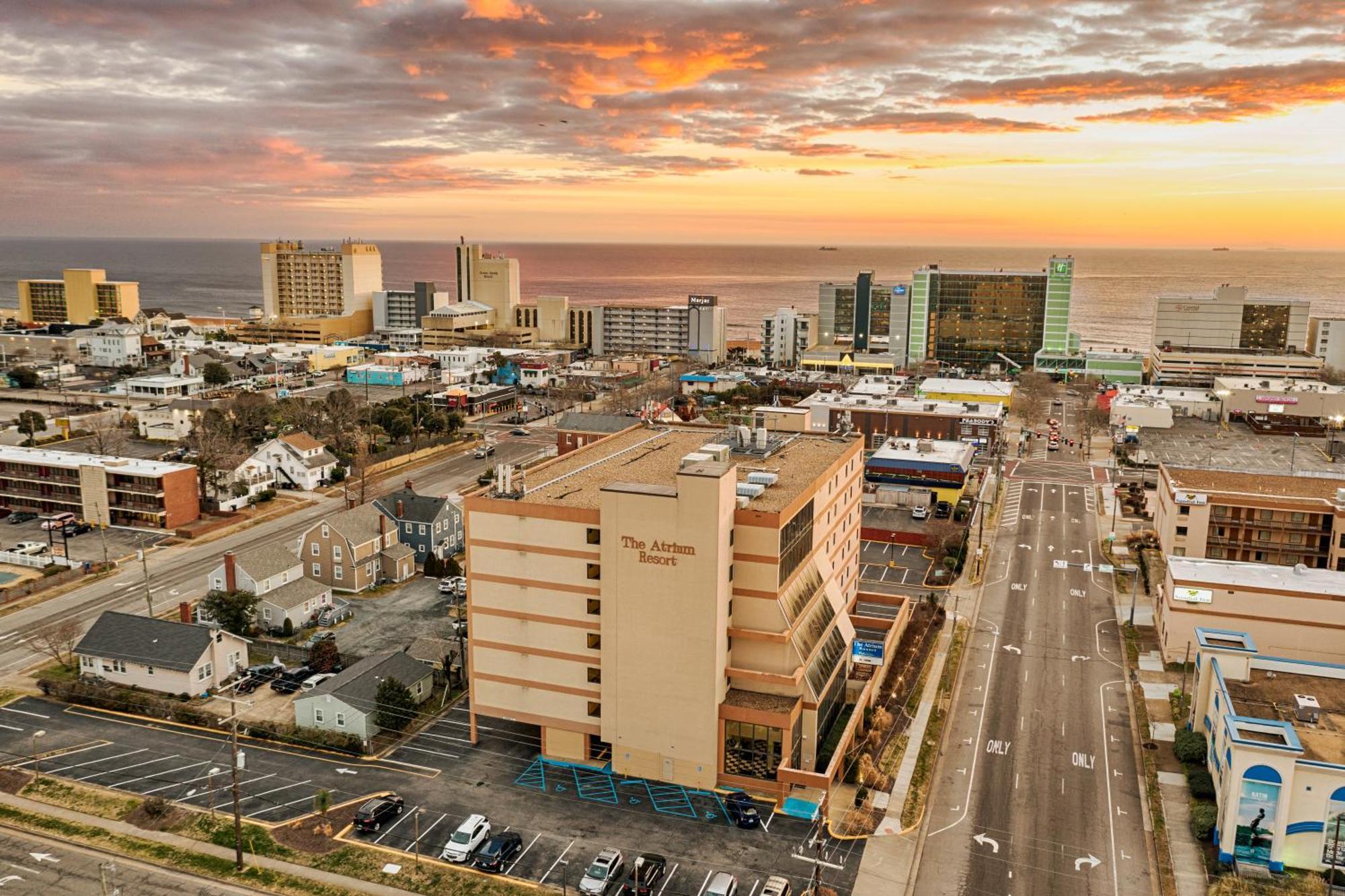 The Atrium Resort, Virginia Beach By Vacatia Bagian luar foto